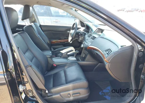 2011 Honda Accord 3.5 Ex-L z USA, uszkodzony, nr VIN 1HGCP3F80BA016527